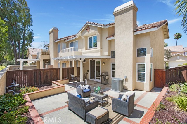 6 Colibri, Rancho Santa Margarita CA: https://media.crmls.org/medias/3b332f5c-0002-4a44-88ee-63e56e96b86e.jpg