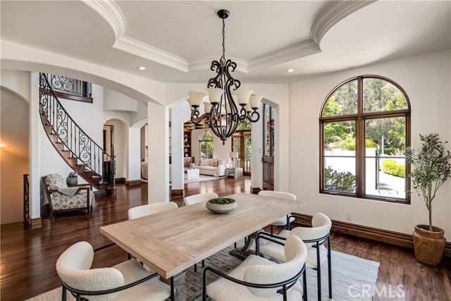 718 N Poinsettia Avenue, Manhattan Beach CA: https://media.crmls.org/medias/3b353b24-ed91-44d1-89c6-cad7daddce65.jpg