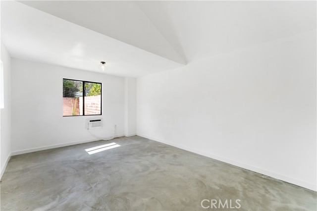 Detail Gallery Image 33 of 39 For 137 E Avenue 42, Los Angeles,  CA 90031 - 3 Beds | 2 Baths
