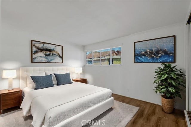 330 Cliff Drive, Laguna Beach CA: https://media.crmls.org/medias/3b3558df-077f-42ad-b44a-ee82f096b902.jpg