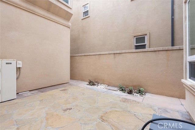 Detail Gallery Image 22 of 54 For 122 9th Street, Huntington Beach,  CA 92648 - 3 Beds | 3/2 Baths