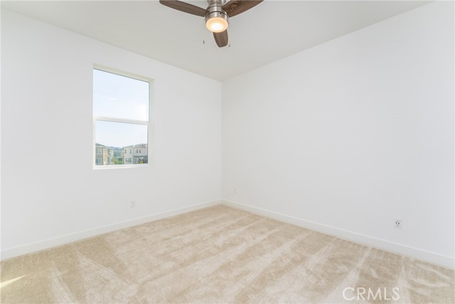 Detail Gallery Image 13 of 56 For 266 Siena, Lake Forest,  CA 92630 - 3 Beds | 3/1 Baths
