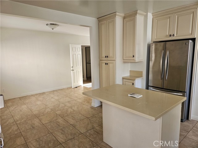 Detail Gallery Image 2 of 8 For 3810 W Heffron Dr #B,  Burbank,  CA 91505 - 1 Beds | 1 Baths