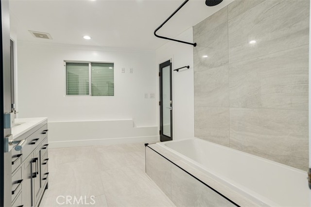 11354 Sunshine Terrace, Studio City CA: https://media.crmls.org/medias/3b37065e-1ccb-4a53-8dfa-eabef9a68c71.jpg