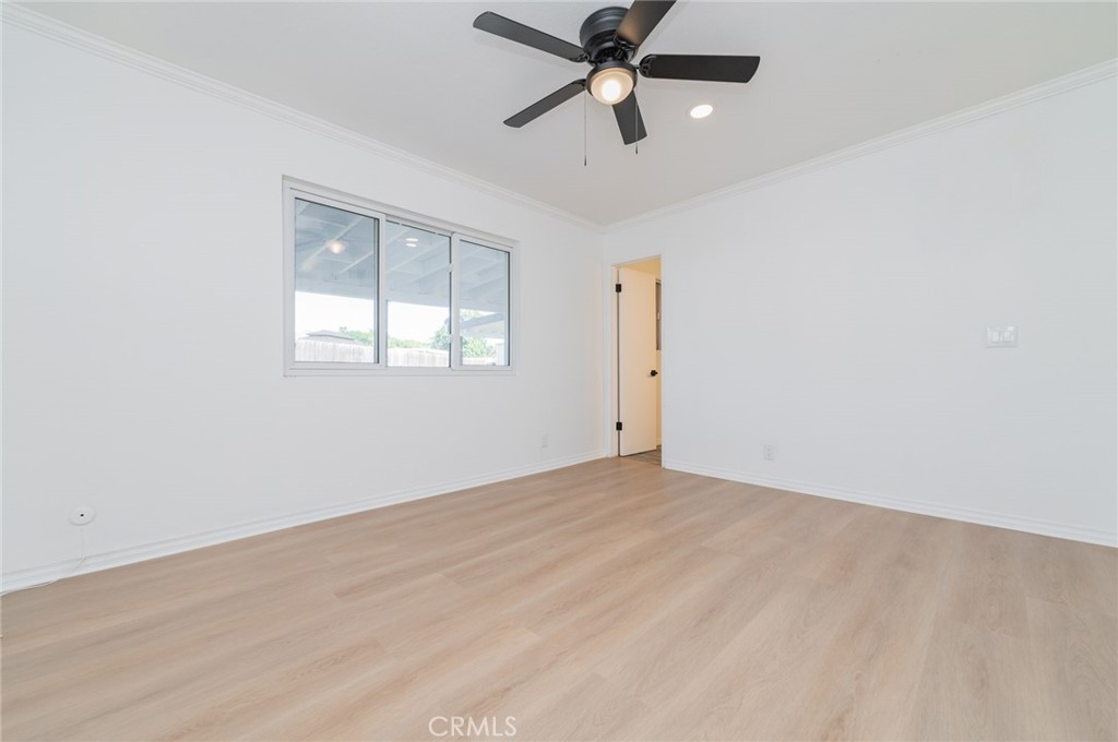 MLS #OC25272426 image #15