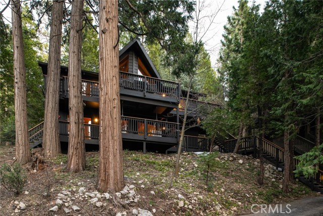 Detail Gallery Image 27 of 31 For 109 N Grass Valley Rd, Lake Arrowhead,  CA 92352 - 3 Beds | 2 Baths
