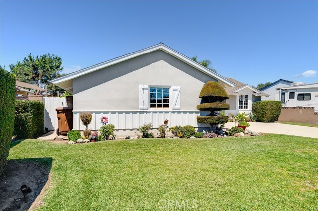 Detail Gallery Image 2 of 31 For 1313 W Ash Ave, Fullerton,  CA 92833 - 3 Beds | 2 Baths
