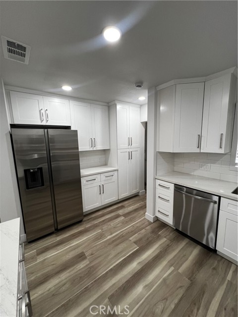 Detail Gallery Image 7 of 24 For 25546 Byron St, San Bernardino,  CA 92404 - 2 Beds | 1 Baths