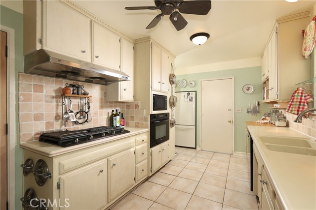 11209 Sunburst Street photo 8
