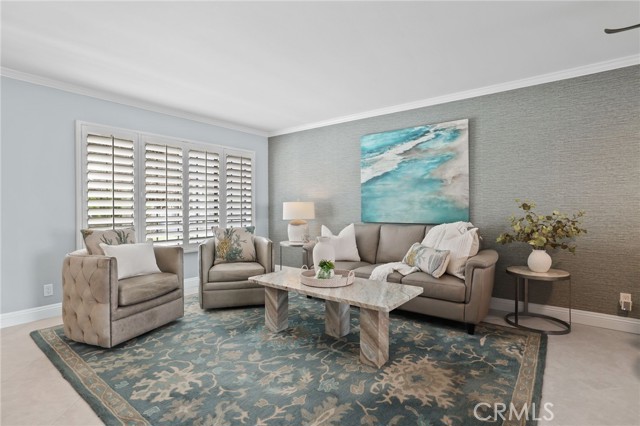 Detail Gallery Image 6 of 37 For 328 Regatta Way, Seal Beach,  CA 90740 - 3 Beds | 2/1 Baths