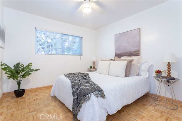 Detail Gallery Image 20 of 35 For 18157 Donmetz St, Porter Ranch,  CA 91326 - 3 Beds | 2 Baths