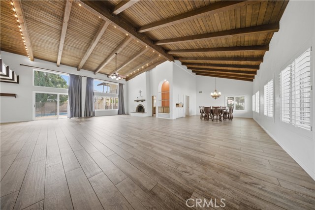 Detail Gallery Image 5 of 18 For 2718 Still Meadow, Lancaster,  CA 93536 - 5 Beds | 3 Baths