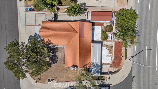 529 Hilltop, Palmdale CA: https://media.crmls.org/medias/3b3c2080-de0a-4d4d-a4ee-d5de8416bd91.jpg