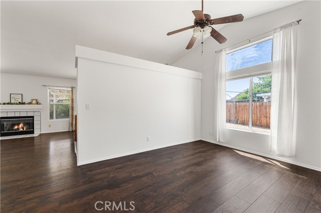 Detail Gallery Image 10 of 45 For 3742 Hickory Ct, Rosamond,  CA 93560 - 3 Beds | 2 Baths