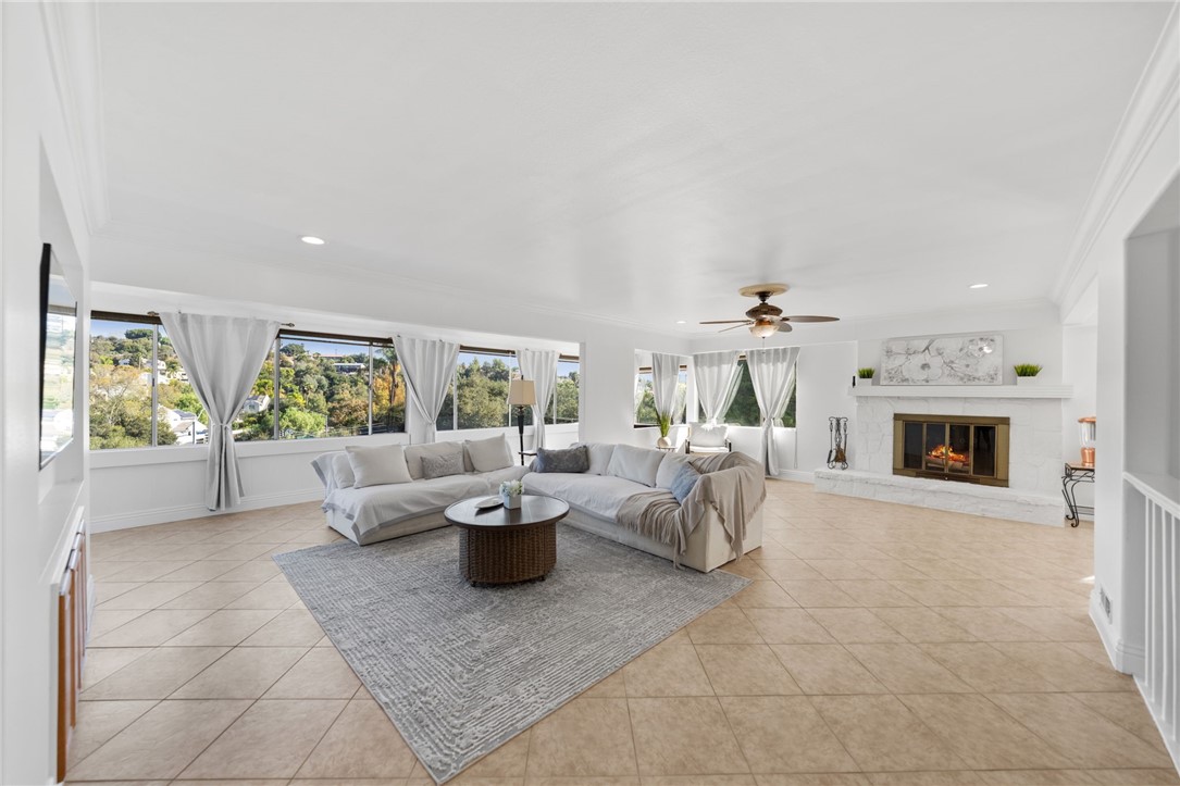 3B3C93Ea B786 4940 820E 76C9D78A5313 2401 Sunset Drive, Escondido, Ca 92025 &Lt;Span Style='BackgroundColor:transparent;Padding:0Px;'&Gt; &Lt;Small&Gt; &Lt;I&Gt; &Lt;/I&Gt; &Lt;/Small&Gt;&Lt;/Span&Gt;