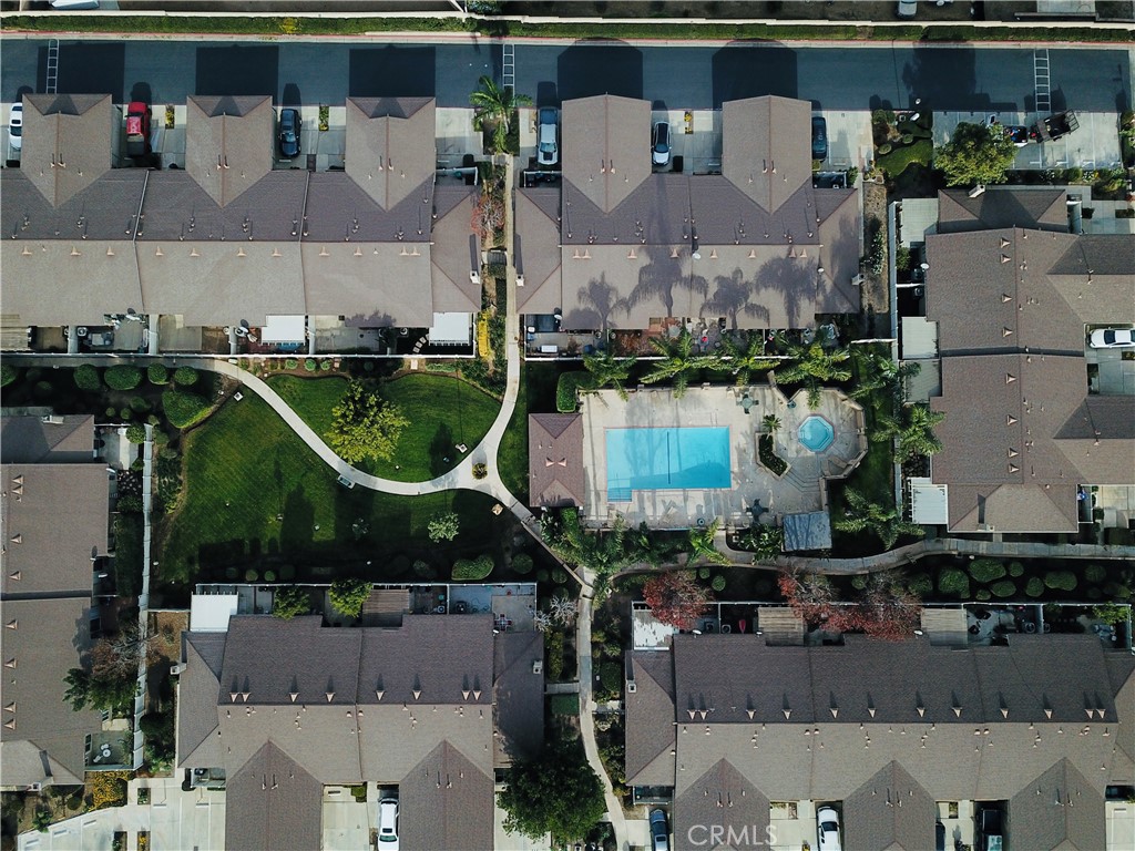 https://media.crmls.org/medias/3b3d5a04-d4e1-479d-8176-342e3b2afef7.jpg?preset=X-Large