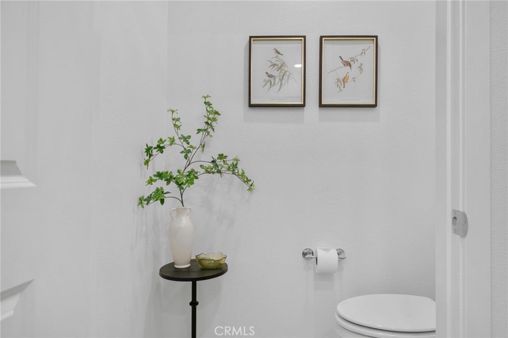 https://media.crmls.org/medias/3b3d746f-ec55-4f42-b0fe-02ee1c928633.jpg?preset=X-Large