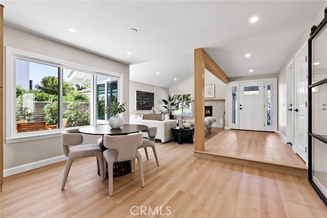25 Almond Tree Lane, Irvine CA: https://media.crmls.org/medias/3b3dd8cd-7e83-41e6-b506-93a9f45fe75f.jpg
