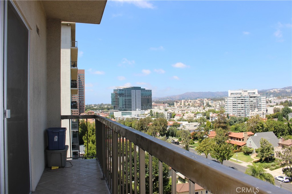 MLS #OC25167934 img 12