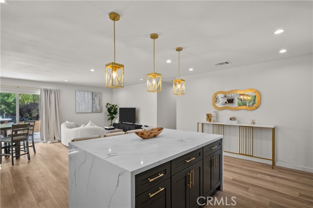 12235 Pinney Street photo 6