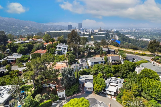 Detail Gallery Image 43 of 45 For 3250 Velma Dr, Los Angeles,  CA 90068 - 3 Beds | 2 Baths