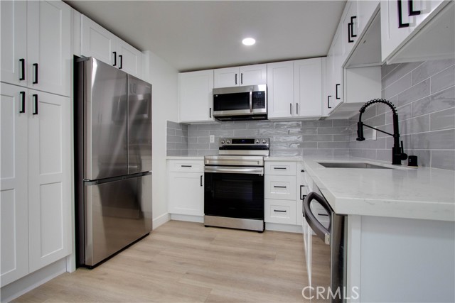 Detail Gallery Image 7 of 19 For 226 N Citrus Ave #C,  Vista,  CA 92084 - 2 Beds | 1 Baths