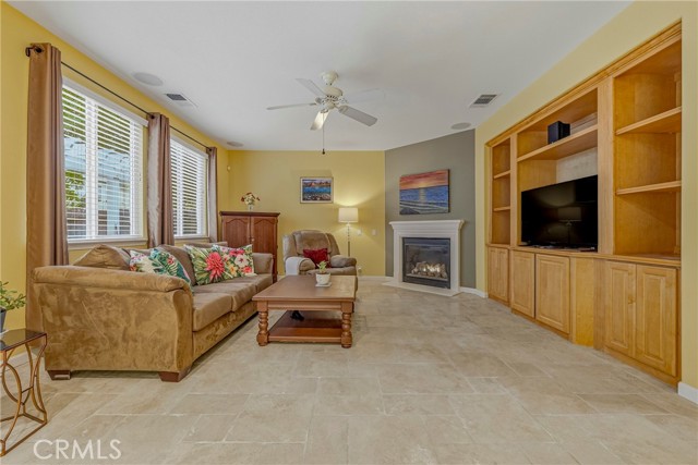 Detail Gallery Image 19 of 56 For 1258 Avignon, Merced,  CA 95348 - 4 Beds | 3 Baths