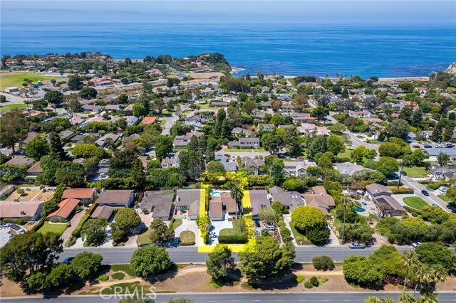 2533 Palos Verdes Drive West, Palos Verdes Estates, California 90274, 3 Bedrooms Bedrooms, ,1 BathroomBathrooms,Single Family Residence,For Sale,Palos Verdes Drive West,SB24153727