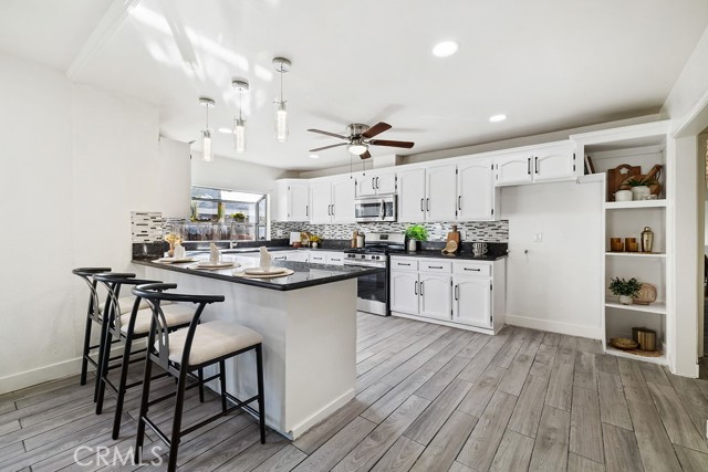 Detail Gallery Image 4 of 36 For 3343 Roseview Ave, Los Angeles,  CA 90065 - 4 Beds | 3 Baths