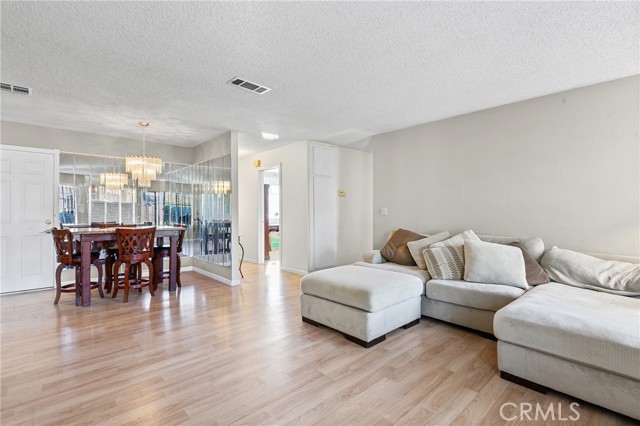 Detail Gallery Image 9 of 40 For 1103 Patricia Ln, Paso Robles,  CA 93446 - 3 Beds | 2 Baths