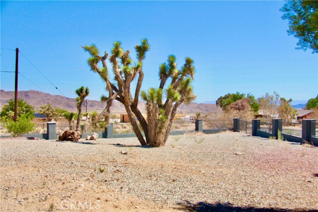 7112 Mecca Road, Joshua Tree CA: https://media.crmls.org/medias/3b421852-1ece-44e7-a5fa-e1ec63cc1722.jpg