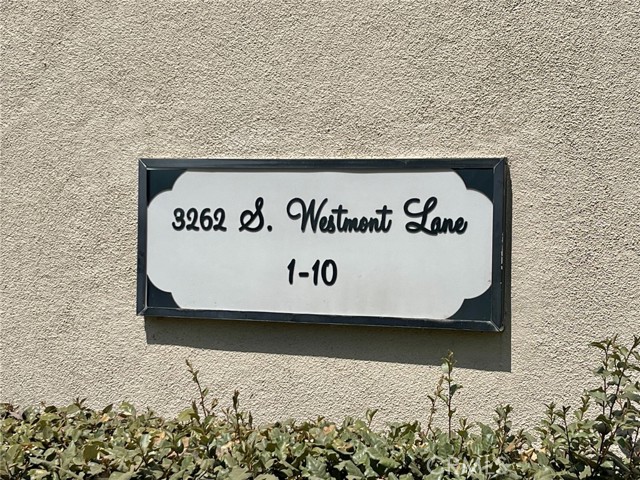 Detail Gallery Image 4 of 52 For 3262 S Westmont Ln #8,  Ontario,  CA 91761 - 2 Beds | 2 Baths