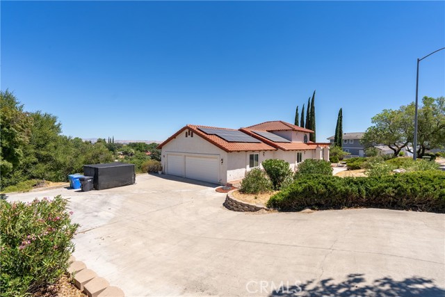 Detail Gallery Image 37 of 39 For 2322 Almond Springs Drive, Paso Robles,  CA 93446 - 5 Beds | 4 Baths