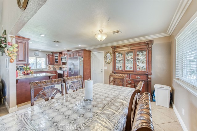 Detail Gallery Image 17 of 47 For 25540 Lynn Pl #B,  Madera,  CA 93638 - 3 Beds | 2 Baths