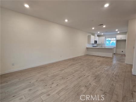 Detail Gallery Image 10 of 43 For 1207 Bonnet, Torrance,  CA 90502 - 4 Beds | 3/1 Baths