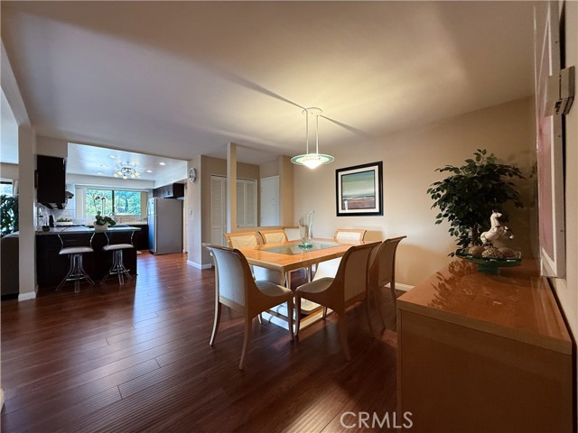 3663 Los Feliz Boulevard, Los Angeles CA: https://media.crmls.org/medias/3b444dc8-80ec-475f-aa34-cfc66354ead6.jpg