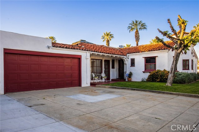 Detail Gallery Image 9 of 53 For 4202 University, Riverside,  CA 92501 - 4 Beds | 3 Baths