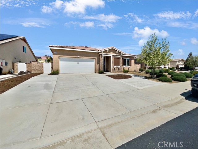 Detail Gallery Image 1 of 18 For 27682 White Marble Ct, Menifee,  CA 92585 - 4 Beds | 2 Baths