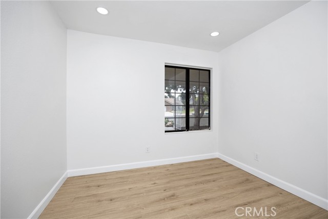 1348 Sandia Street, Corona CA: https://media.crmls.org/medias/3b44fc53-128f-487e-9921-26beca88c71e.jpg