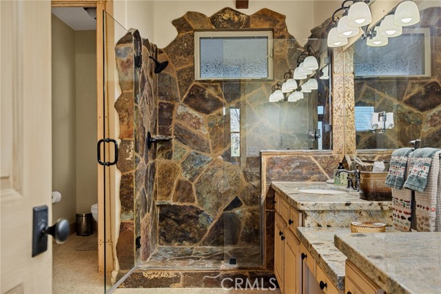 Detail Gallery Image 18 of 44 For 27920 Matterhorn, Lake Arrowhead,  CA 92352 - 5 Beds | 3/1 Baths