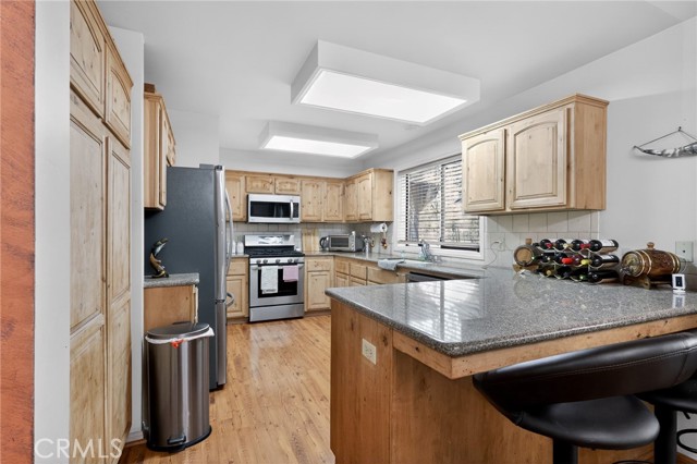 Detail Gallery Image 17 of 30 For 1312 Zermatt Court, –,  CA 93222 - 3 Beds | 3 Baths