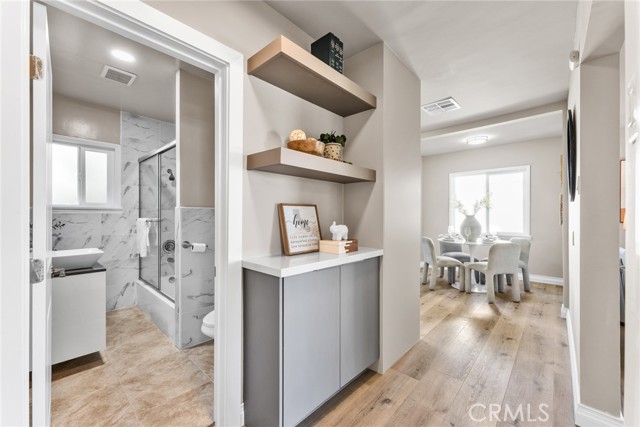 Detail Gallery Image 3 of 10 For 233 Russell Avenue, Monterey Park,  CA 91755 - 2 Beds | 1/1 Baths