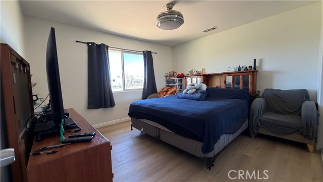 Detail Gallery Image 7 of 10 For 12794 Navajo, Apple Valley,  CA 92308 - 3 Beds | 2 Baths