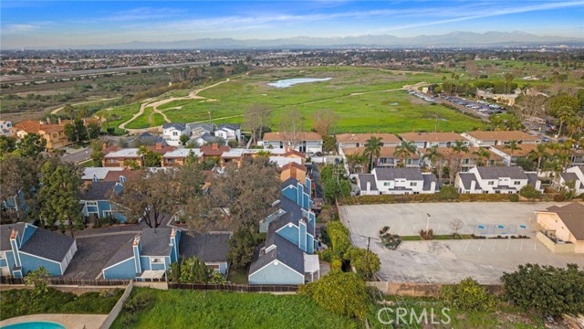 Detail Gallery Image 37 of 49 For 1025 Sea Breeze #11,  Costa Mesa,  CA 92627 - 2 Beds | 2/1 Baths