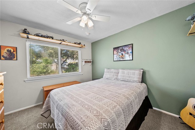 Detail Gallery Image 23 of 44 For 16503 Fairglade, Canyon Country,  CA 91387 - 4 Beds | 3 Baths