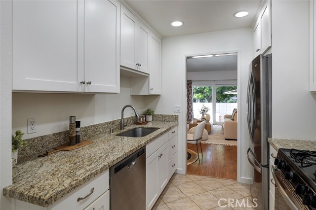 582 W Huntington Drive, Arcadia CA: https://media.crmls.org/medias/3b49df3a-ae3f-450d-a462-41d714ca422f.jpg
