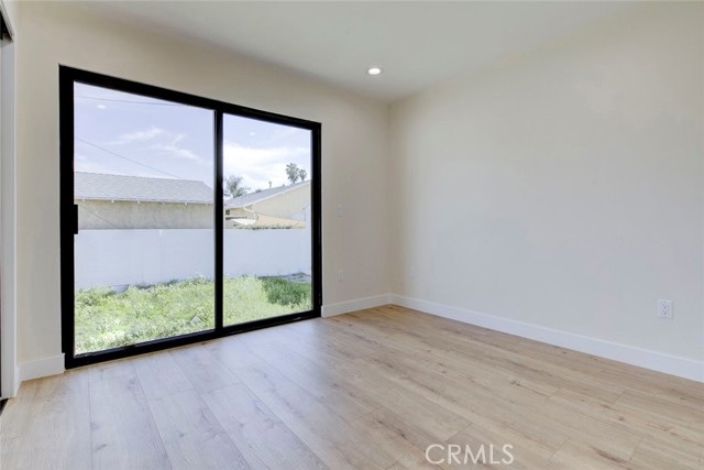 Image 15 of 22 For 210 Alameda  