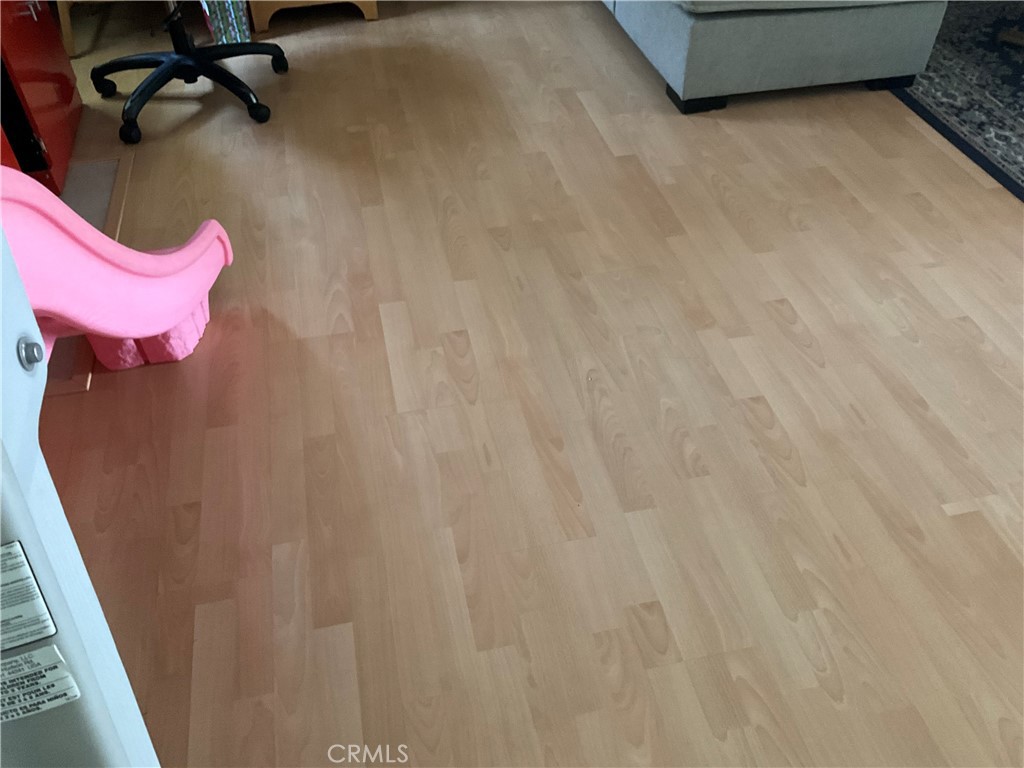https://media.crmls.org/medias/3b4ab16f-678b-4450-9af2-7fd3529a7880.jpg?preset=X-Large