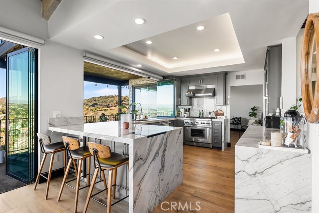 Detail Gallery Image 12 of 57 For 12348 Circula Panorama, North Tustin,  CA 92705 - 5 Beds | 3 Baths