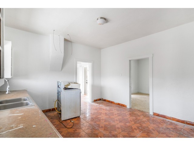 Detail Gallery Image 7 of 16 For 505 Pallesi St, Barstow,  CA 92311 - 4 Beds | 2 Baths